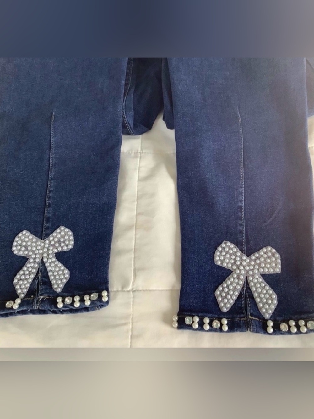Women's Blue Jeans with Bow Detail XL